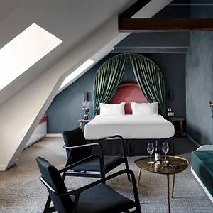 Grands Boulevards Experimental 4* Parigi